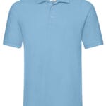 Lyseblå T-shirt med krave og tre knapper foran, mærket "Fruit of the Loom" i nakken.