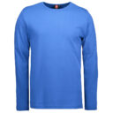 Blå langærmet T-shirt med rund hals ses forfra mod en hvid baggrund. Mærket “ID” er synligt indvendigt ved nakken.