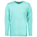 Lysegrøn langærmet T-shirt med rund halsudskæring hængende på en neutral hvid baggrund. Mærkelabel i nakken viser "ID" og "CAHE".