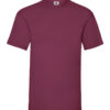 Bordeaux T-shirt ligger fladt med korte ærmer og rund hals, mærket på indersiden af kraven viser et logo med farverige frugter på hvid baggrund.