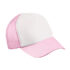 En kasket med en pink skygge og netværk bagpå samt en hvid front ligger på en hvid baggrund.