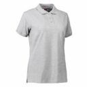 Lysegrå polo med korte ærmer og krave med tre knapper, placeret på en hvid baggrund.