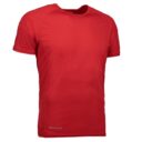 Rød kortærmet T-shirt placeret mod en hvid baggrund. Teksten "GEYSER" er synlig på nederste venstre hjørne af T-shirten.