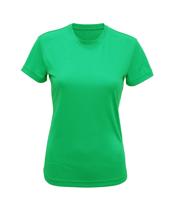 TR020_BRIGHT-GREEN_ En grøn T-shirt er præsenteret stående uden synlige omgivelser.
