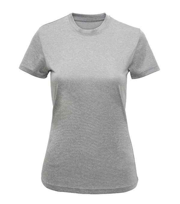 TR020_SILVER-MELANGE_ Grå T-shirt med korte ærmer og rund hals vises på en hvid baggrund, uden nogen synlige logoer eller mærker.