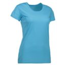 Blå kortærmet T-shirt vises i en neutral studieindstilling. Der står "AWDIS" skrevet nederst til venstre på forsiden af ​​trøjen.