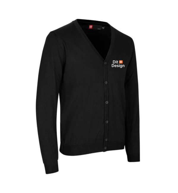 Sort cardigan med V-udskæring og knapper, siddende stilrent på en hvid baggrund. Tekst: "Dit Design" med rød firkant ved brystet.