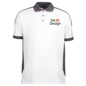 Hvid poloshirt med grå krave og kanter. Logoet "Din Design" er trykt på brystet. Skjorten er på en hvid baggrund.