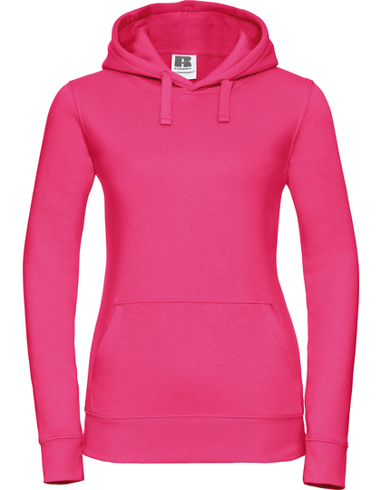 En pink hættetrøje hænger mod en hvid baggrund. Den har en frontlomme, hætte med snoretræk og lange ærmer. Et hvidt mærke med logo er synligt inde i halslinningen.