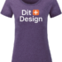 Lilla t-shirt med teksten "Dit Design" og et orange plustegn i midten. Designet er centreret på brystet. Enkel og modern stil.