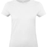 Hvid T-shirt med kort ærme og rund hals udstillet på en neutral, hvid baggrund.