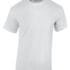 Hvid t-shirt hænger frit mod en hvid baggrund. Teksten "Gildan" er synlig ved nakkeområdet.