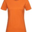 En orange T-shirt til kvinder er vist på en hvid baggrund. Den har korte ærmer, rund halsudskæring og en neutral etikette i nakken.