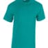 En turkis t-shirt hænger frit uden baggrund. Mærket "Gildan" er synligt på en lille indvendig label tæt på halsen.