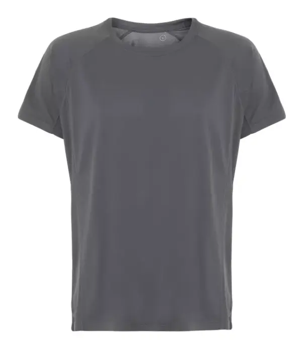 000350_DarkLead_52_front.jpg Grå T-shirt ligger fladt uden mærker eller mønstre, ses forfra. Trøjen er kortærmet og har rund halsudskæring. Baggrunden er hvid, hvilket fremhæver T-shirtens rene design.