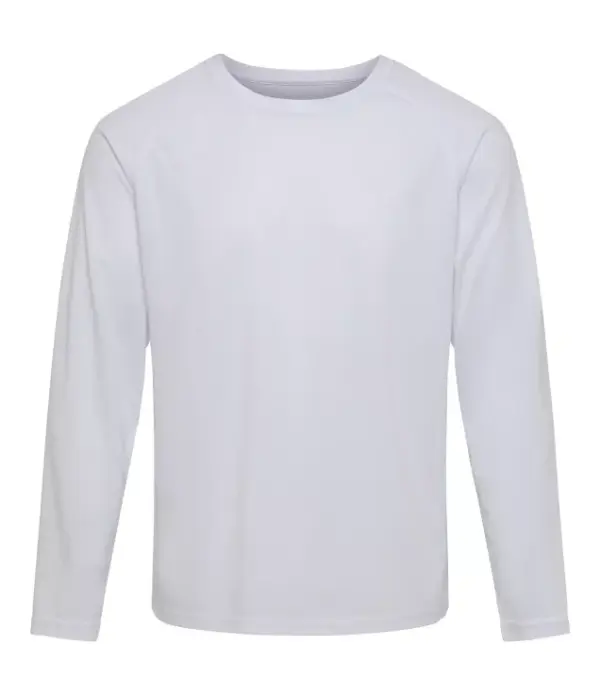 000450_White_01_front.JPG Langærmet hvid trøje, hængende uden bevægelse, mod en ensfarvet baggrund, fremhæver enkelhed og alsidighed i designet.