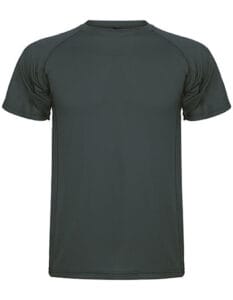 En mørkegrøn kortærmet T-shirt hænger mod en neutral baggrund, uden tekst eller mønstre.