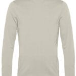 En lysegrå sweatshirt hænger frit med langærmede ærmer og rund halsudskæring. Den er placeret mod en simpel, ensfarvet baggrund.
