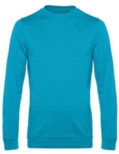 Lyseblå sweatshirt med rund hals og lange ærmer uden yderligere detaljer. Ingen tekst eller mønster er synlig på trøjen, som fremstår i en simpel og ensfarvet stil.