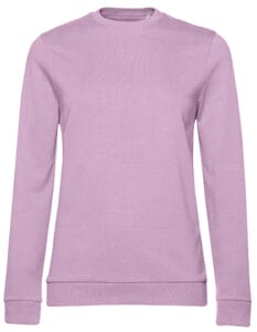 Lyserød sweatshirt med lange ærmer og rund halsudskæring, placeret i et neutralt hvidt rum.