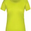 Neongul T-shirt hænger mod en hvid baggrund, uden andre synlige elementer. Kortærmet og rundhalset, med lidt tekst på indersiden ved halsen, der er svært at læse.