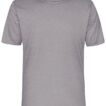 Grå t-shirt hænger på en neutral baggrund. T-shirten har en rund halsudskæring og korte ærmer.