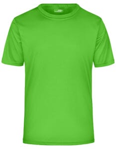 En grøn kortærmet t-shirt, som hænger på en usynlig bøjle. Tekst på indersiden af kraven siger "Performance". Baggrunden er hvid og neutral.