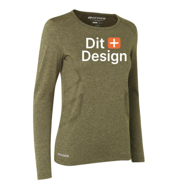 Trøje med lange ærmer, står oprejst, trykt tekst "Dit + Design" foran, mærket Geyser. Farven er olivengrøn, placeret på en hvid baggrund.
