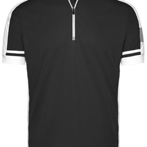 Sort t-shirt med korte ærmer og hvidt lynlåsdesign på forsiden. T-shirten har hvide striber på ærmekanterne. Baggrunden er enkel og neutral. Ingen tekst.