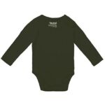 Mørkegrøn babybodystocking ligger fladt uden baggrund, med lange ærmer og rund hals. Tekst på indersiden angiver mærket: “PURE Pure” og “Wool”.