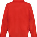 Rød sweater uden mønster hænger på usynlig bøjle, isoleret mod en hvid baggrund. Den har lange ærmer og høj hals. Ingen tekst til stede.