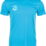 Lyseblå T-shirt med rund hals, kortærmet design. Et lille, hvidt logo med teksten "ST. PRINCIPIANS" vises på brystet, der tilføjer et stilfuldt element til tøjet.