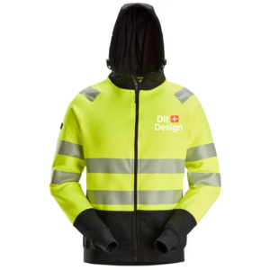 Gul refleksjakke med hætte, lynlås foran og sorte manchetter. Teksten "Dit Design" med et rødt kryds ses på brystet. Baggrunden er hvid.