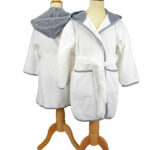 Boyzz&Girlzz® Hooded Bathrobe