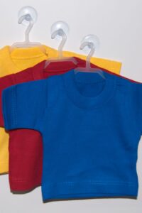ST1179 – Hangers – Mini T-Shirts