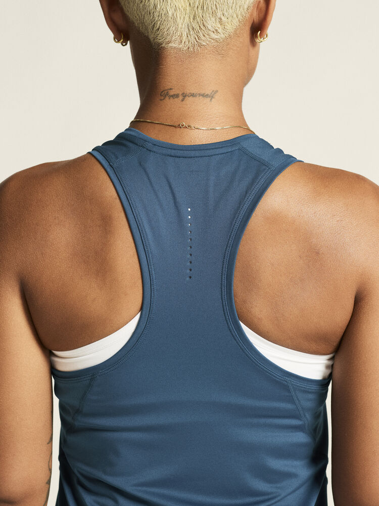 ADV Essence Singlet 2 W