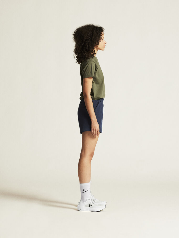 Community 2.0 Tee W