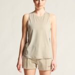 Collective Singlet W