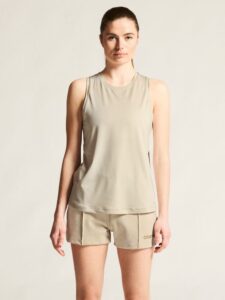Collective Singlet W