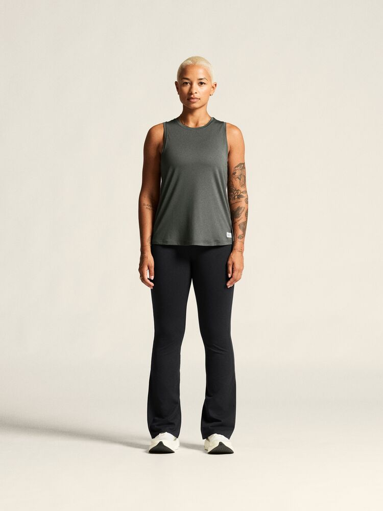 Collective Singlet W