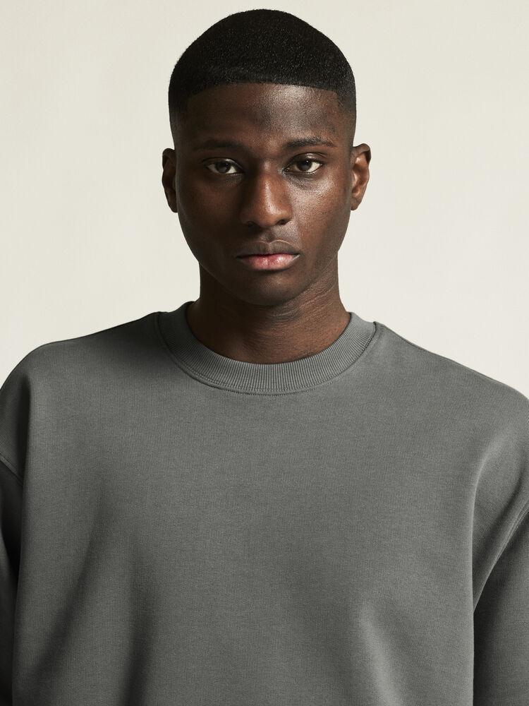 Frequent RN Sweatshirt M