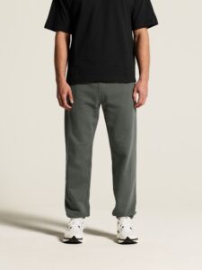 Frequent Sweatpants M