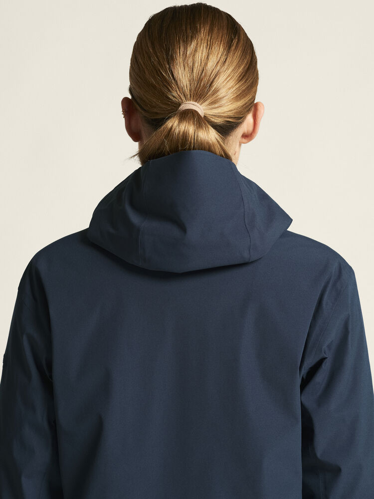 Explore Padded Jacket W