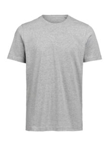 UM T-Shirt (OCS) 
Regular Fit Unisex