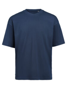 UM T-Shirt (OCS) 
Loose Fit Unisex