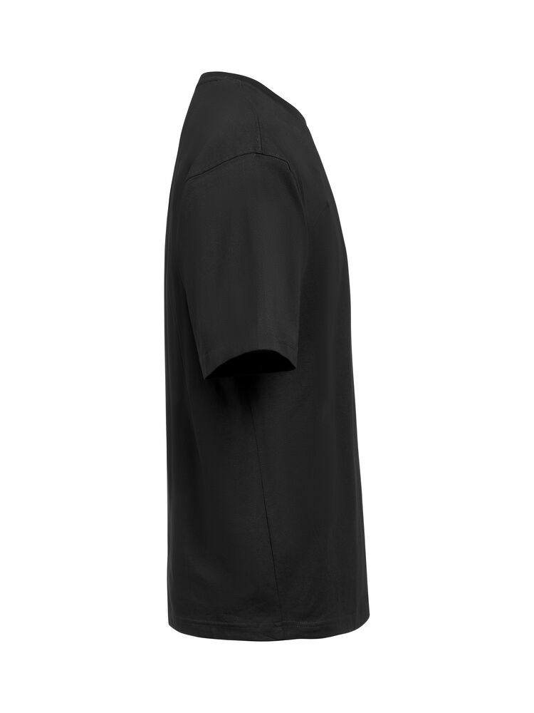 UM T-Shirt (OCS) 
Loose Fit Unisex