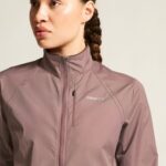 Essence wind jacket 2 W