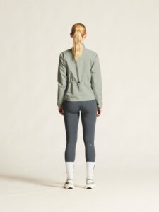 Essence wind jacket 2 W
