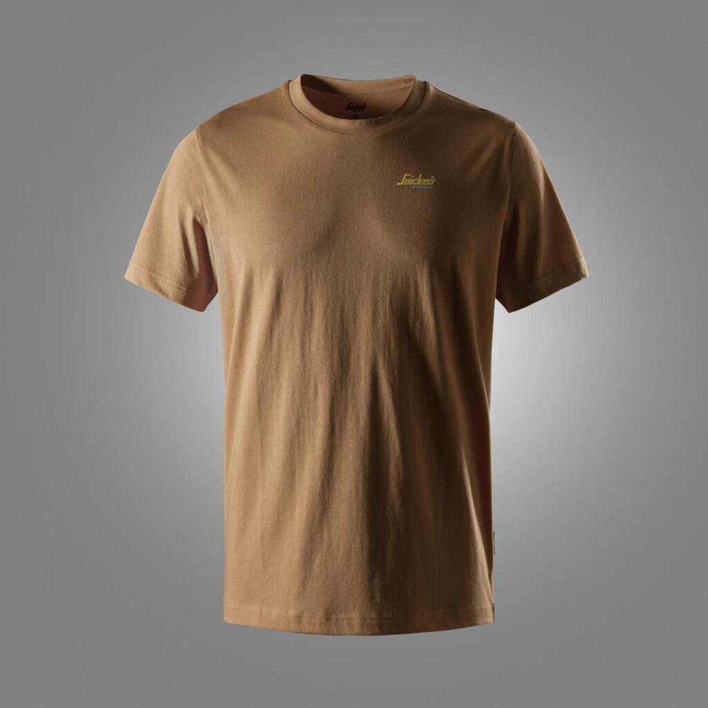 T-shirt med lille logo